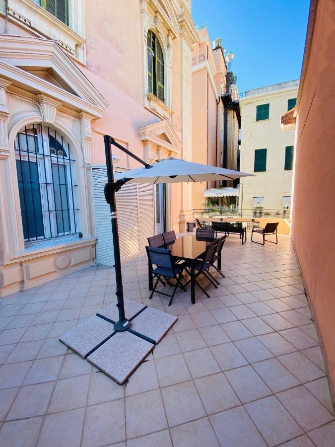 Inluce Apartment Top Class Sanremo Bagian luar foto