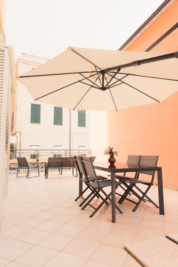 Inluce Apartment Top Class Sanremo Bagian luar foto