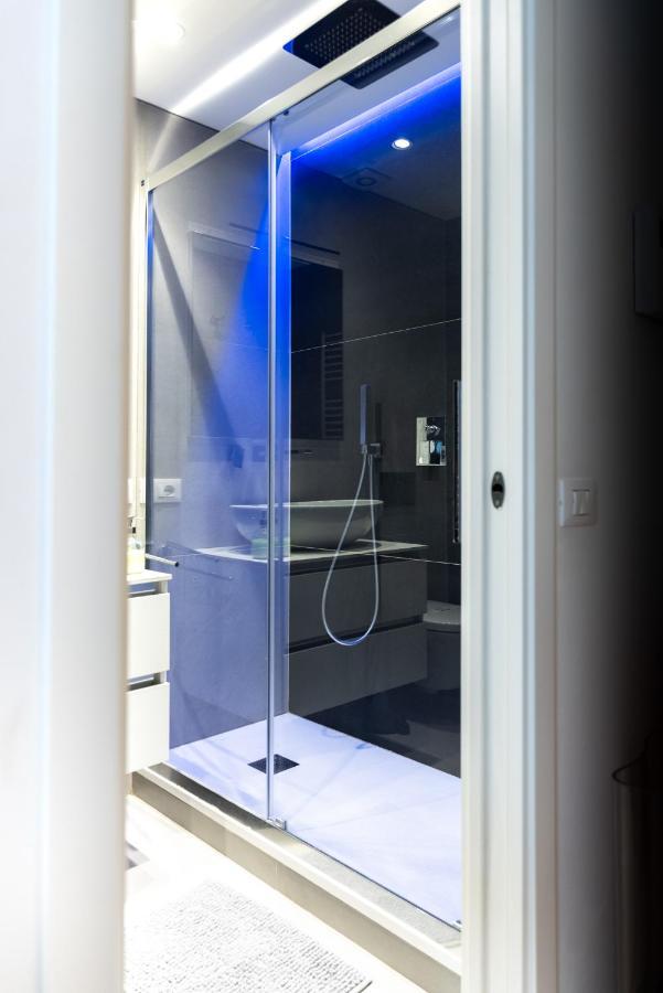 Inluce Apartment Top Class Sanremo Bagian luar foto