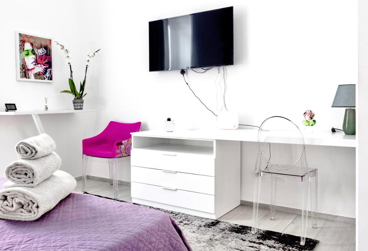 Inluce Apartment Top Class Sanremo Bagian luar foto