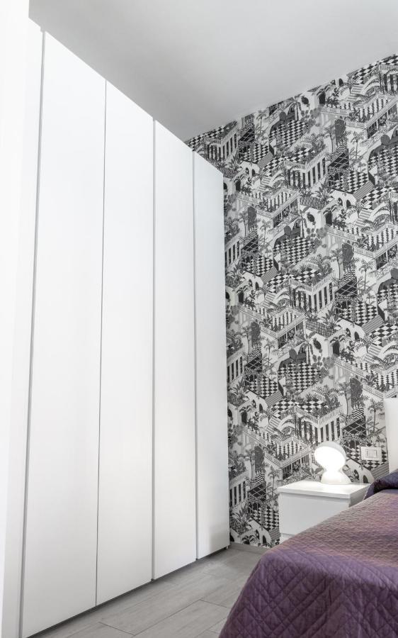 Inluce Apartment Top Class Sanremo Bagian luar foto