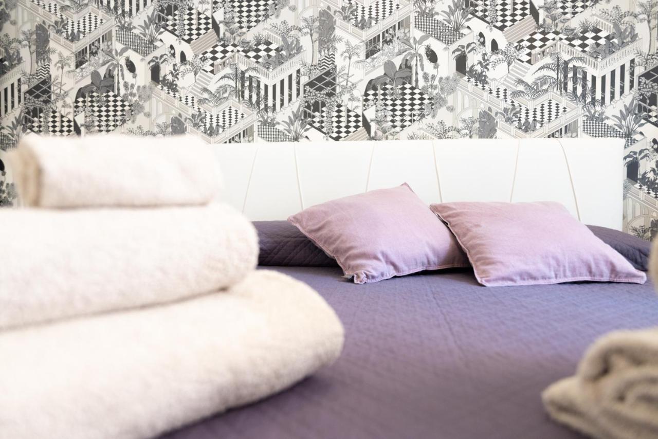 Inluce Apartment Top Class Sanremo Bagian luar foto