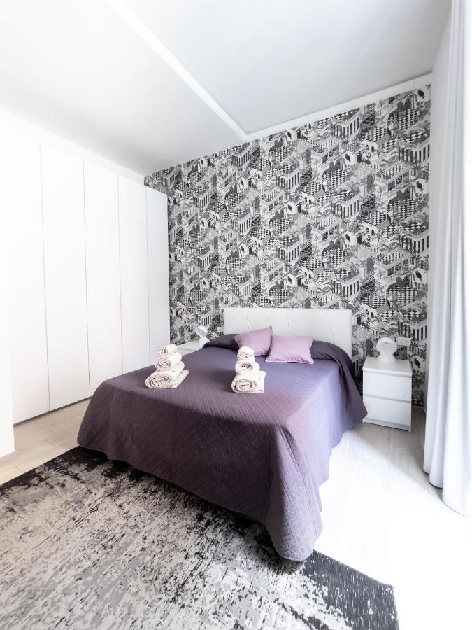 Inluce Apartment Top Class Sanremo Bagian luar foto